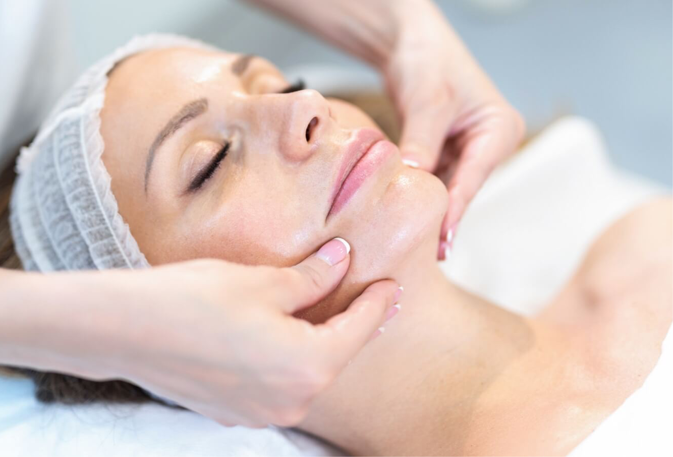 Any Bespoke 50-Min or 70-Min Facial Course of 5 (save up to €500)