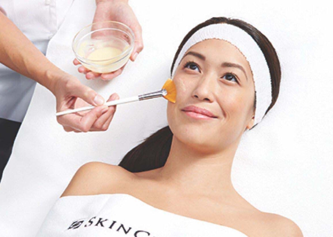 Black Friday Sale: SkinCeuticals Signature Facial, Peel & LED Light Therapy (save up to €153)