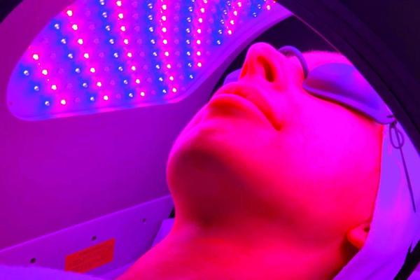 Any Bespoke 50-Min or 70-Min Facial +LED Light Therapy Course of 5 (save up to €576)