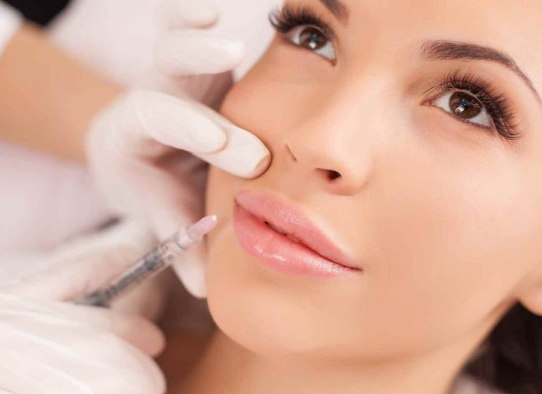 Luxe Love Lip Package: Lip Filler 0.5ml and FREE Hydrafacial Lip Perk Treatment (save €75)