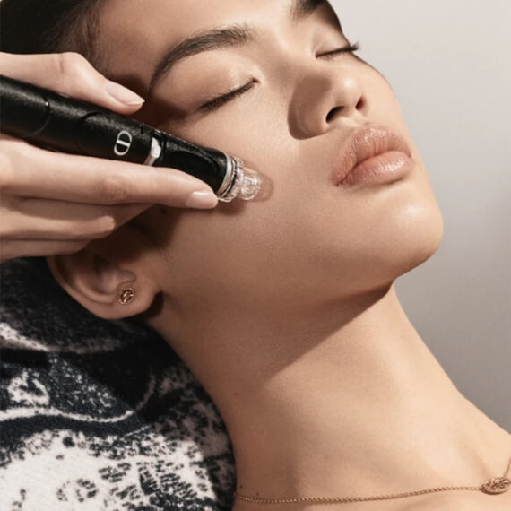hydrafacial image banner (1).jpg__PID:d06b3468-a582-490f-9fff-cc93da2fadfb