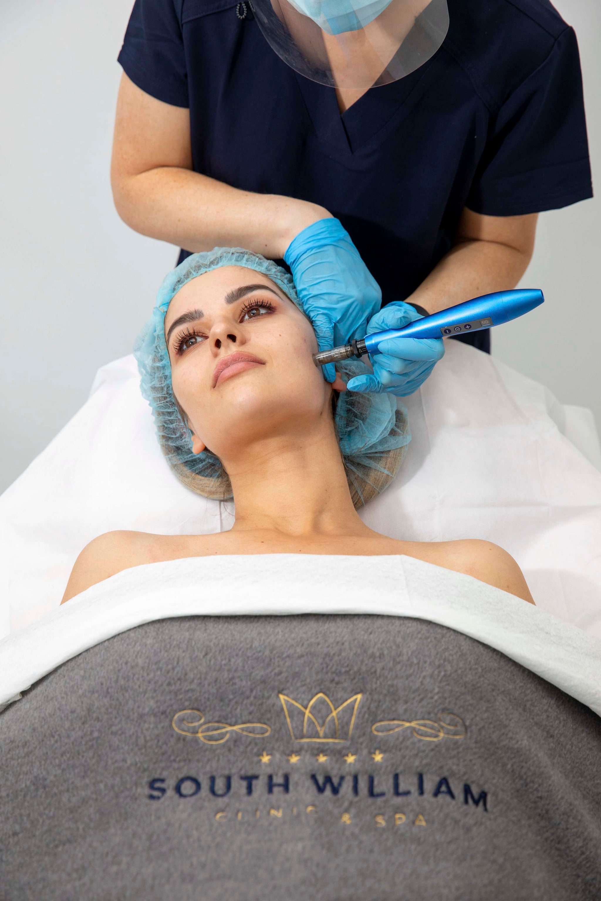 Dermapen Ultimate Anti-Ageing Package with Exosomes, LED & Homecare (save €500)