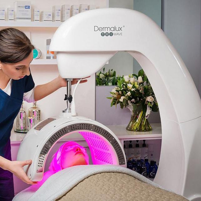 Any Bespoke 50-Min or 70-Min Facial +LED Light Therapy Course of 5 (save up to €576)