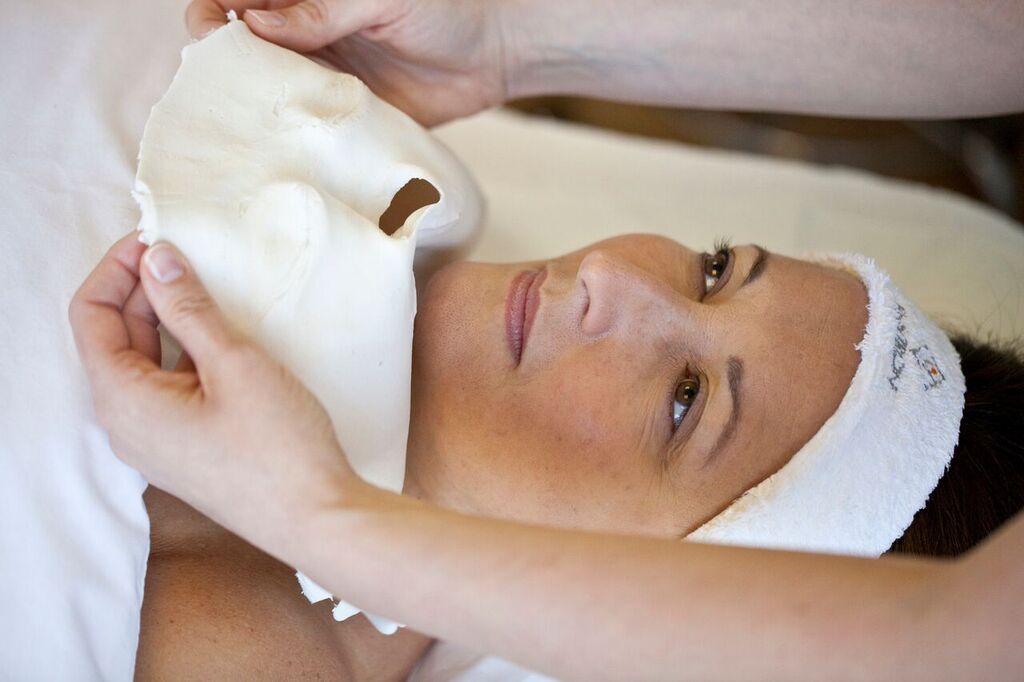 Environ Bespoke Essential Facial 50-Mins course of 4+1 FREE (Save €125)