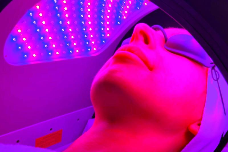 Dermalux Tri-Wave LED Light Therapy Single Session