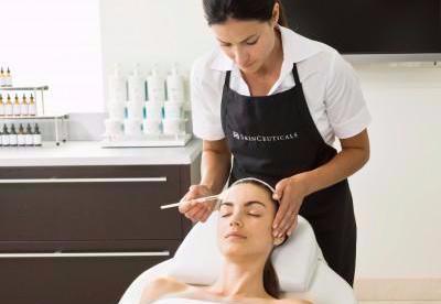 SkinCeuticals Calming Facial 50 Mins